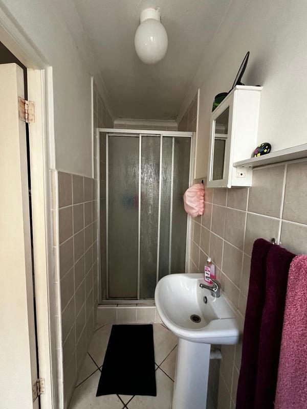 1 Bedroom Property for Sale in Strand Central Western Cape